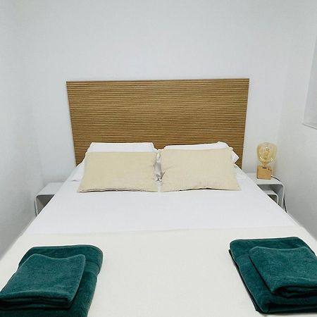 Apartamentos Familiares Puerto Nova Cartagena Bagian luar foto